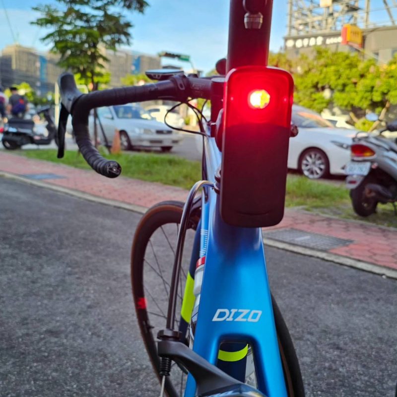 【小宇單車】BRYTON Gardia R300L 智慧雷達尾燈 後方來車警示燈 手機碼錶連接：圖片 3