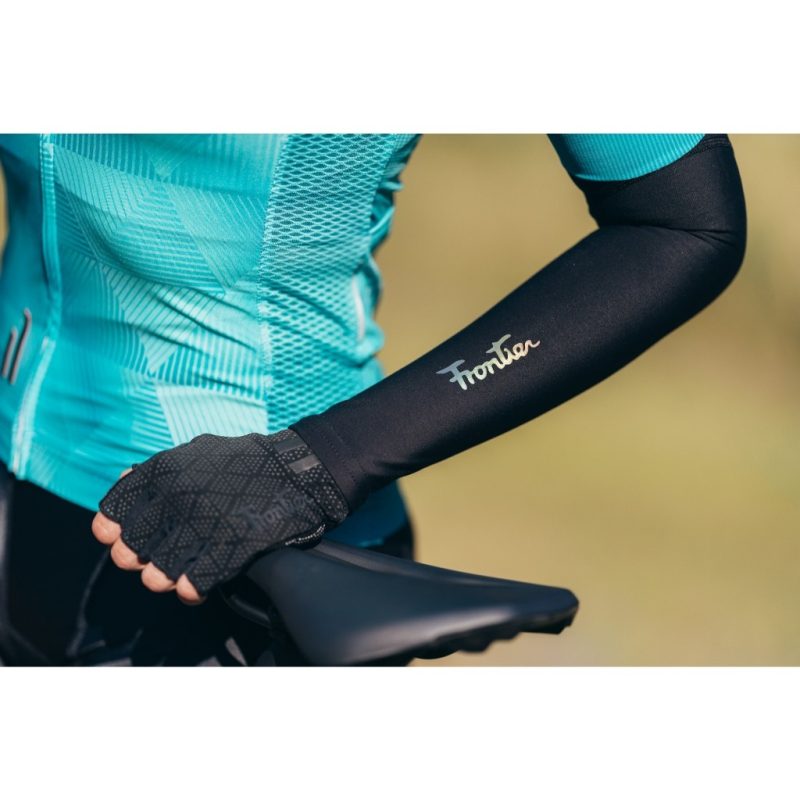 【小宇單車】出清 Softshell Arm Warmers 軟殼保暖袖套：圖片 6